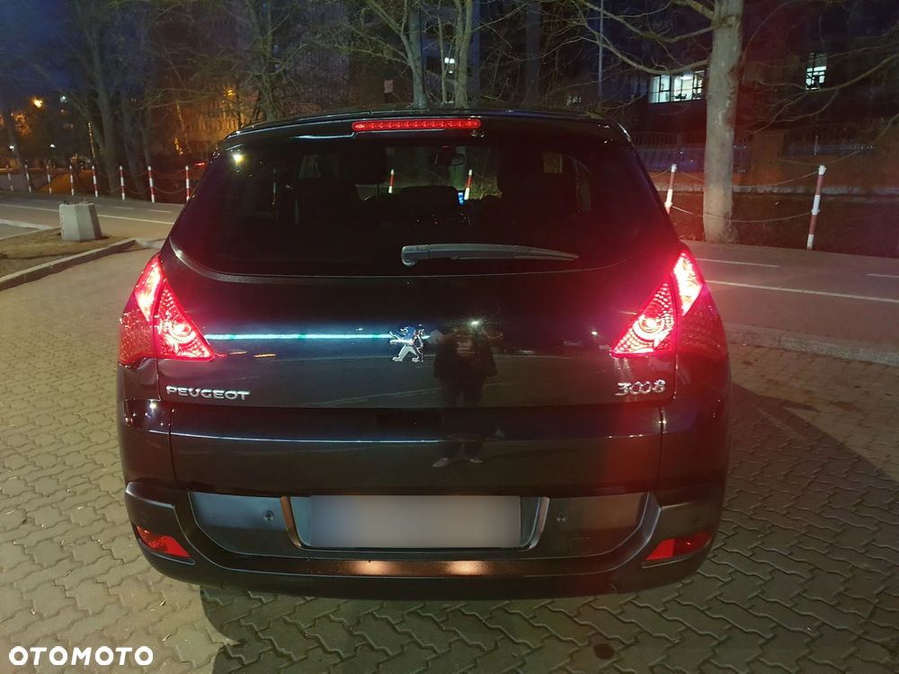 Peugeot 3008 1.6 HDi Active - 11