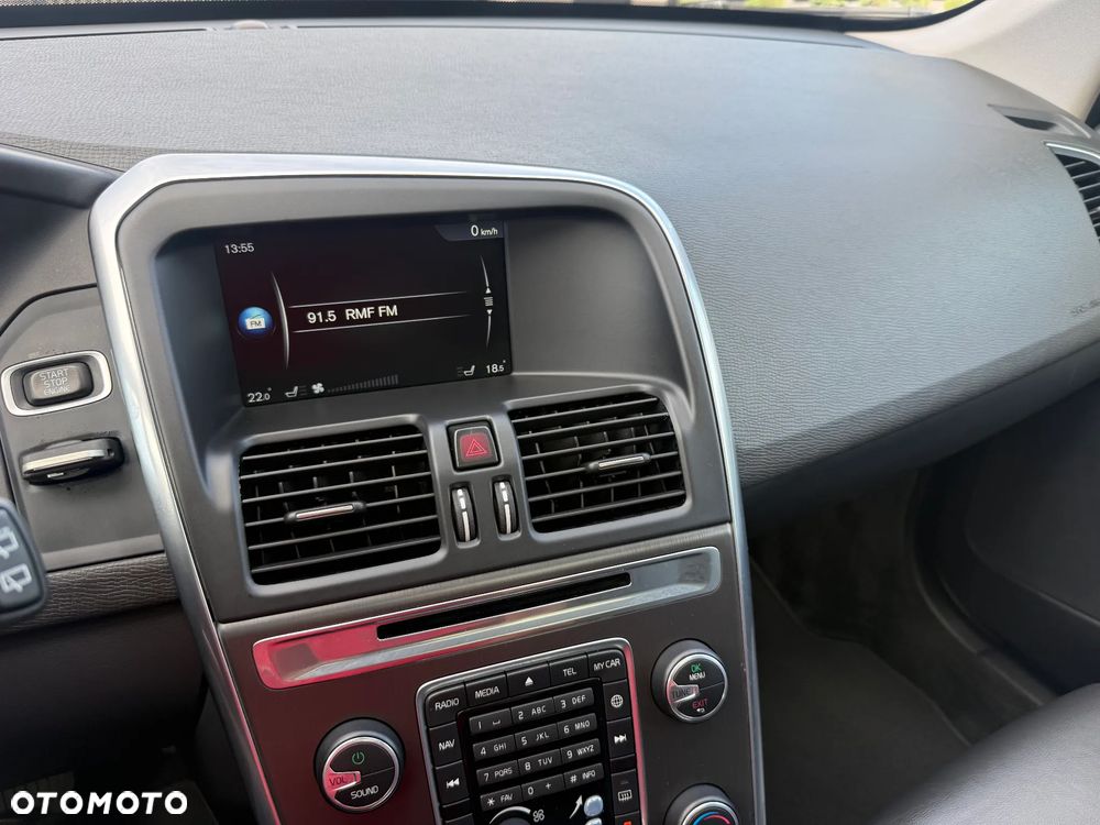 Volvo XC 60 D4 Geartronic Summum - 24