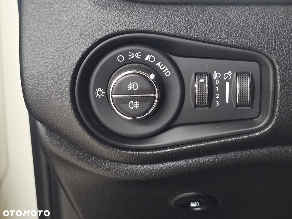 Jeep Renegade 1.3 GSE T4 Turbo PHEV 4xe Limited S&S - 23