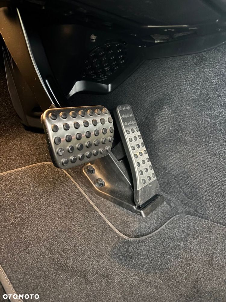 Mercedes-Benz GLC - 19