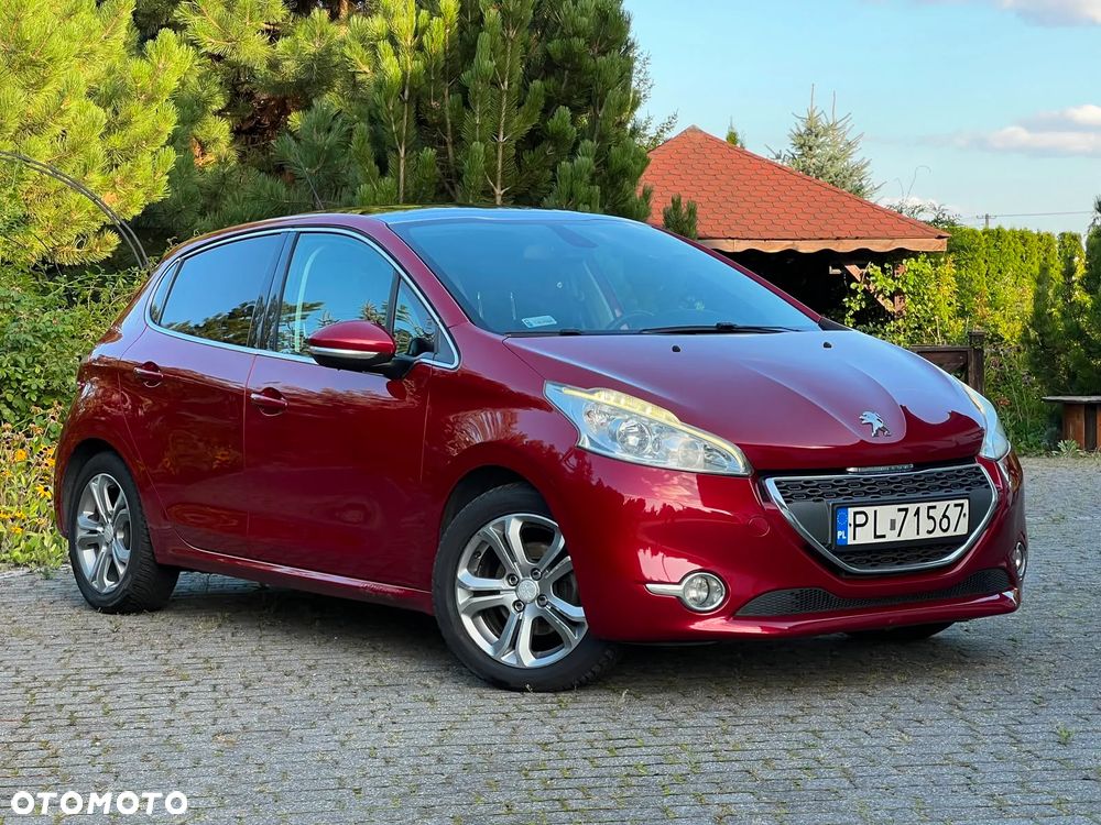 Peugeot 208 1.2 PureTech Allure - 6