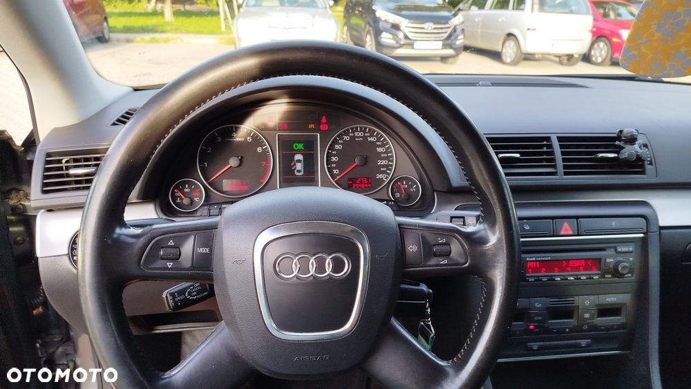 Audi A4 Avant - 6