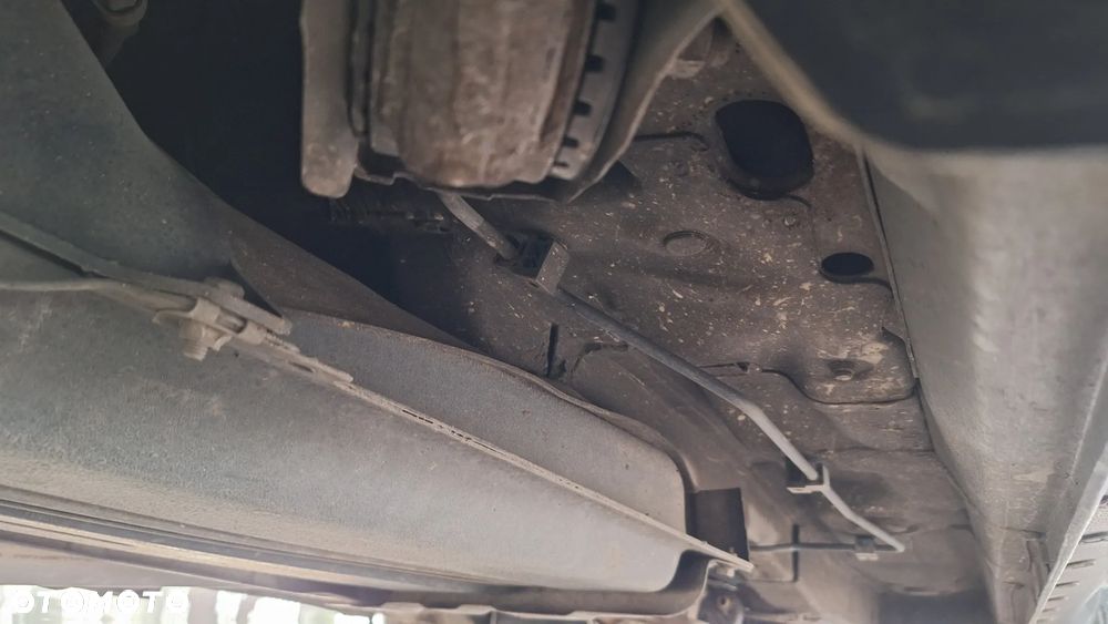 Toyota RAV4 2.0 D-4D Sol - 14