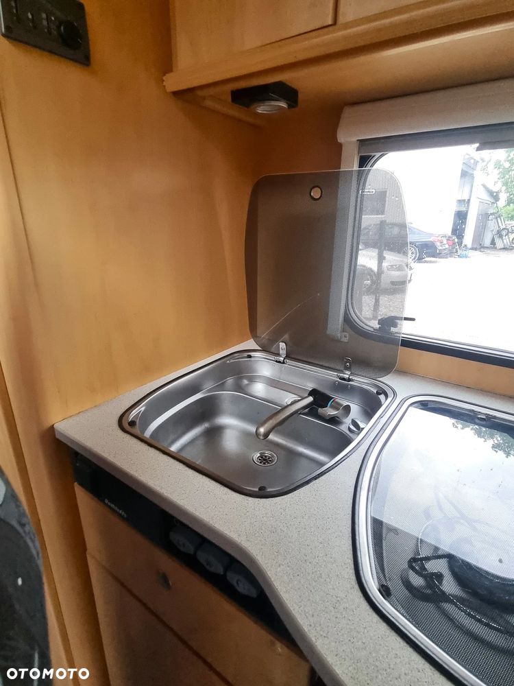 Dethleffs Camper C720 - 32