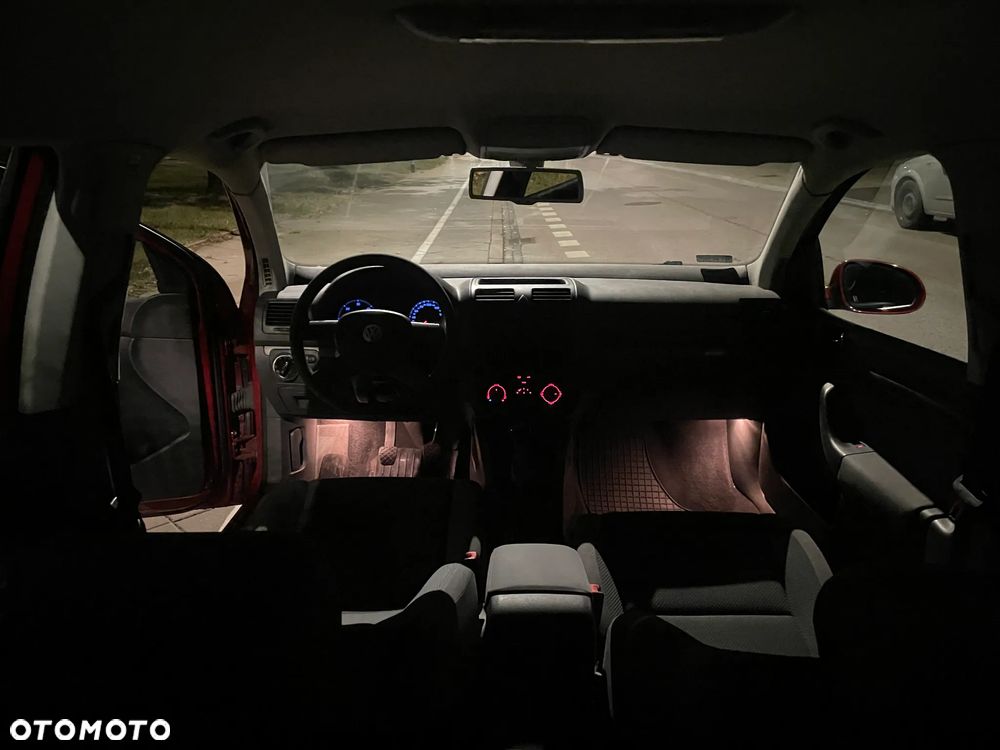 Volkswagen Golf V 1.9 TDI Comfortline - 15