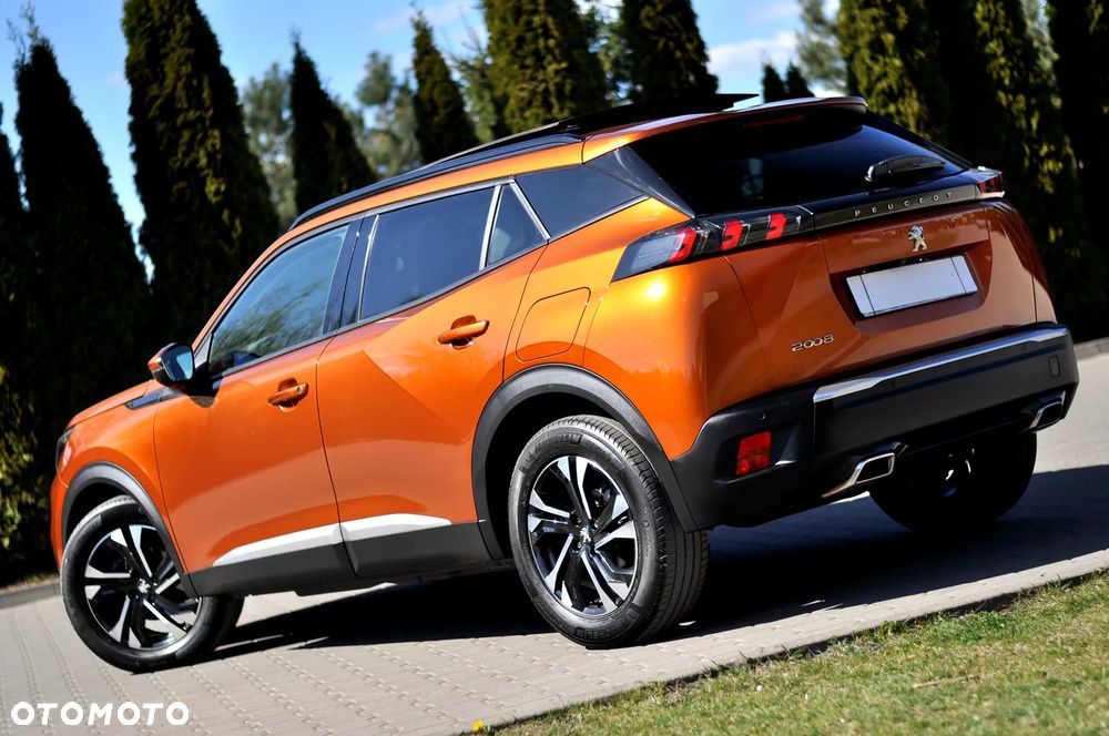 Peugeot 2008 1.2 Pure Tech GPF Allure S&S EAT6 - 11