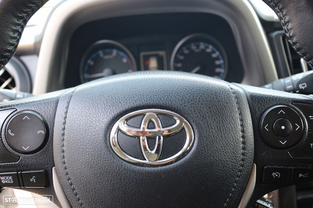 Toyota RAV4 2.0 D-4D Comfort - 29