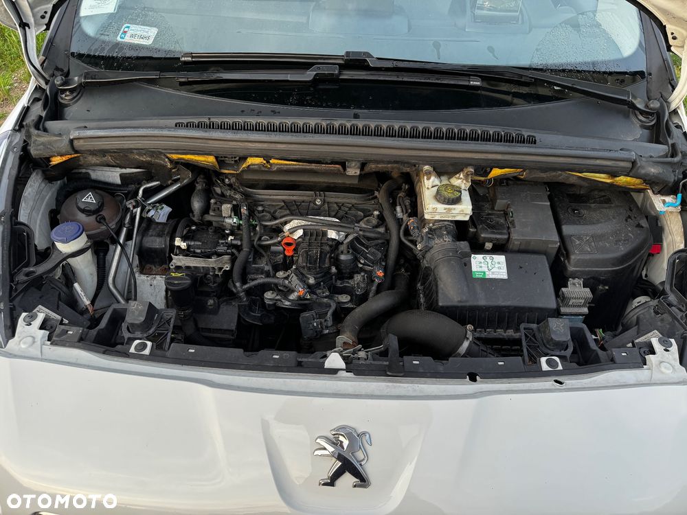 Peugeot 5008 2.0 HDi Allure - 16