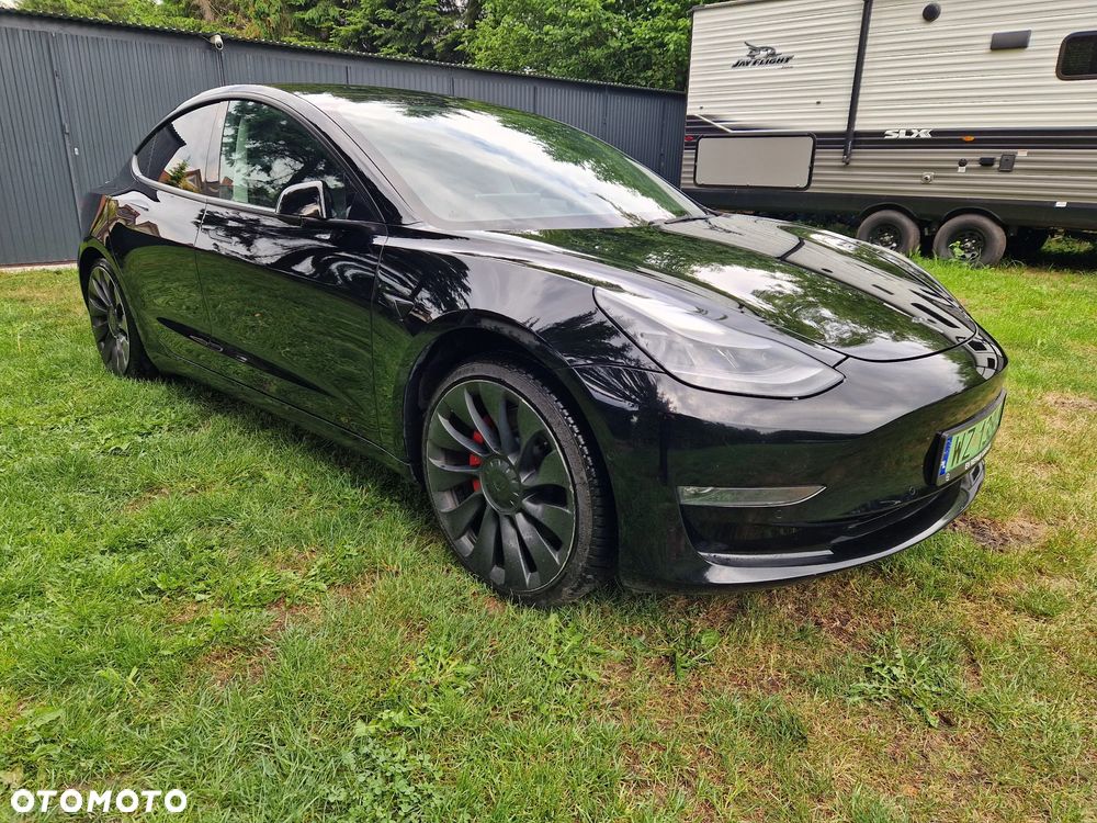 Tesla Model 3 Langstreckenbatterie Allradantrieb Dual Motor Performance - 3