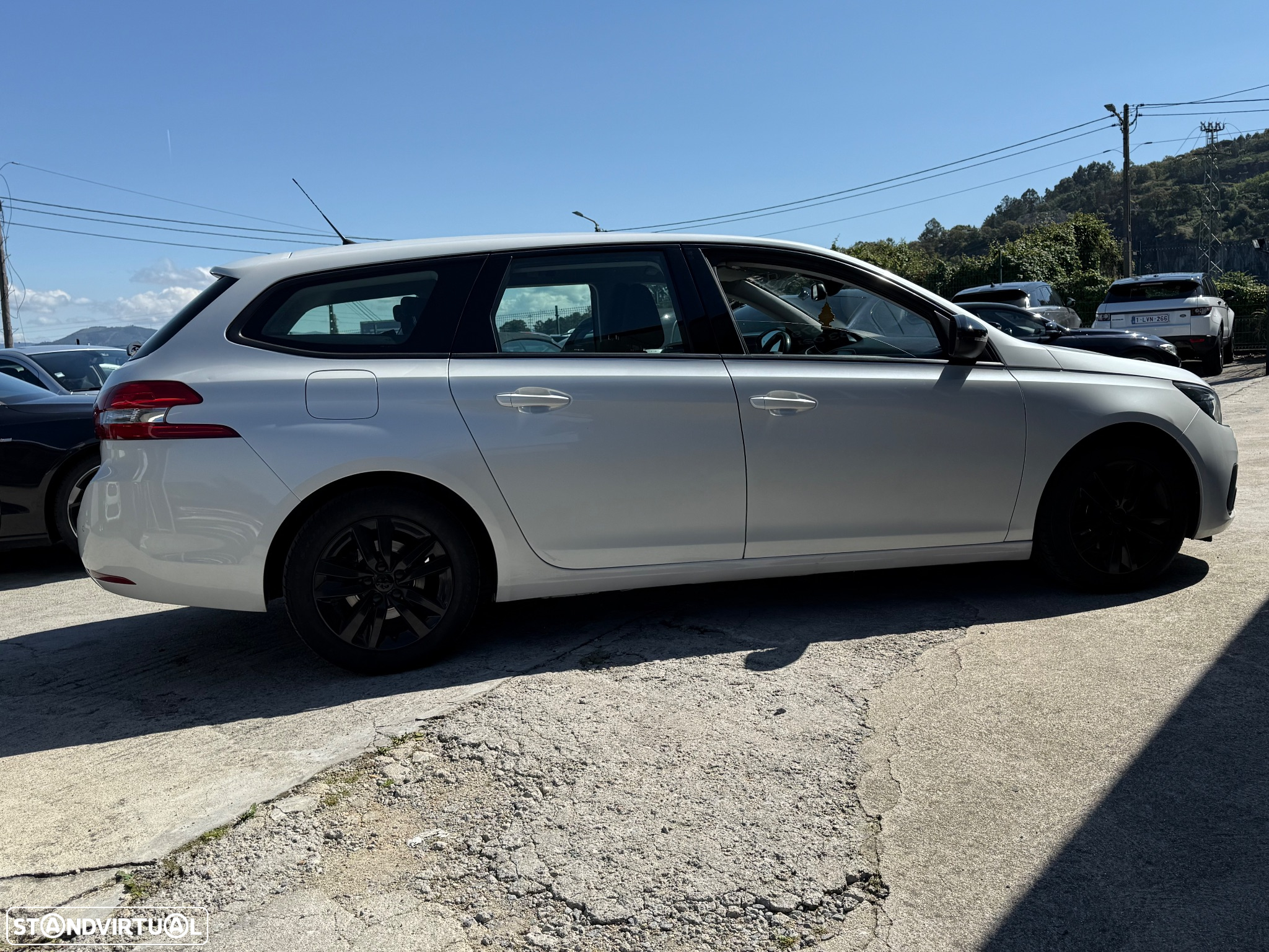 Peugeot 308 SW 1.6 BlueHDi Allure J17 - 28