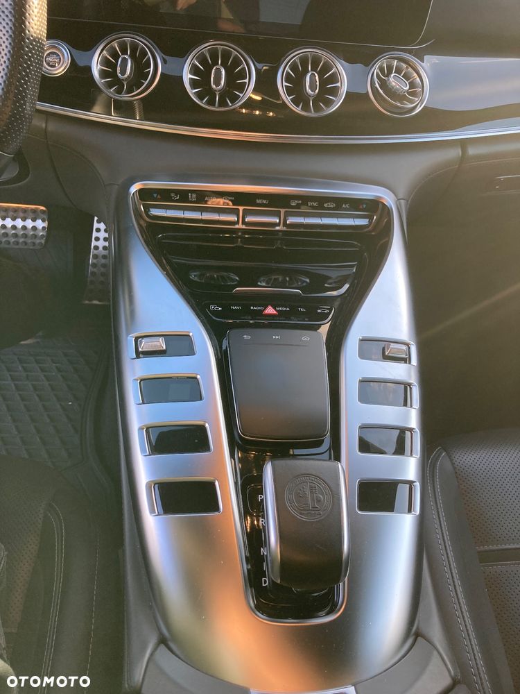 Mercedes-Benz AMG GT 43 4-Matic+ - 10