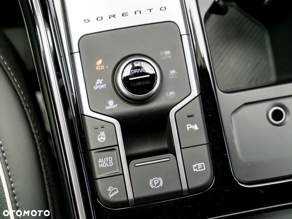 Kia Sorento 1.6 T-GDI HEV Prestige Line 6os - 30