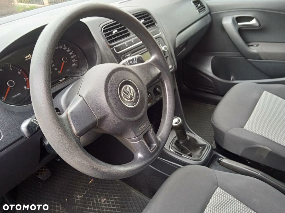 Volkswagen Polo - 10
