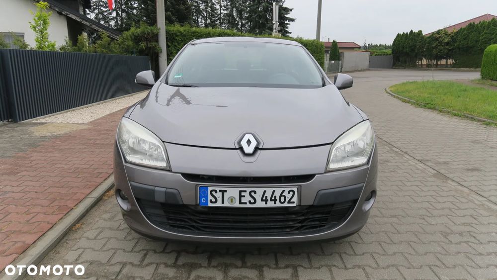 Renault Megane - 2