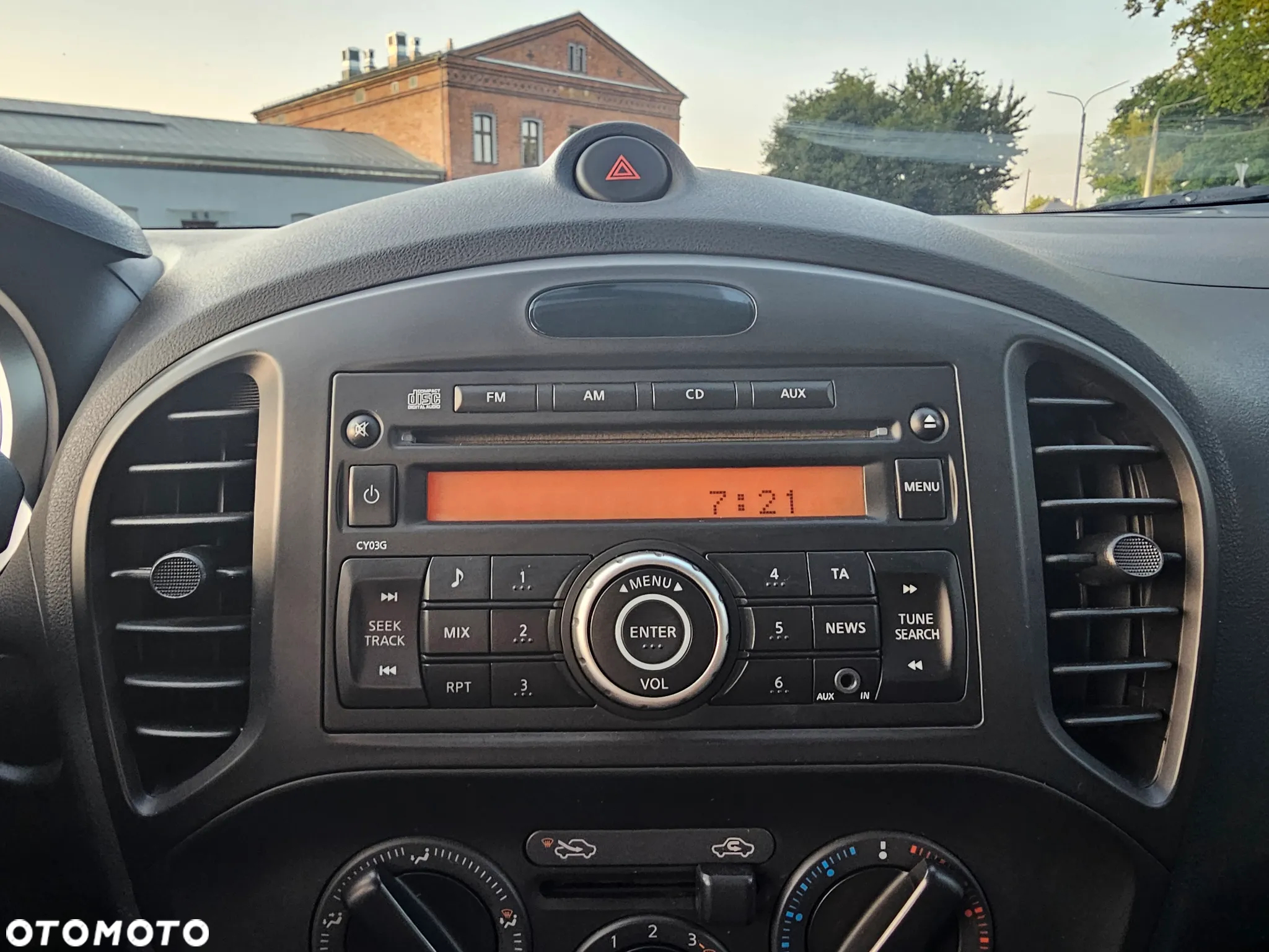 Nissan Juke 1.6 Visia - 21