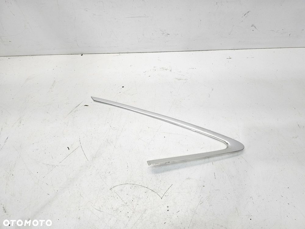 LISTWA KAROSERYJNA SZYBY LEWY TYŁ AUDI A3 8V5 SEDAN 8V5853345B CHROM - 1