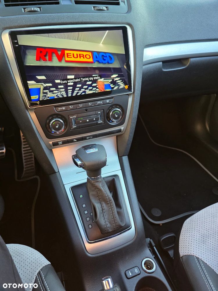 Skoda Octavia 2.0 TFSI RS DSG - 20