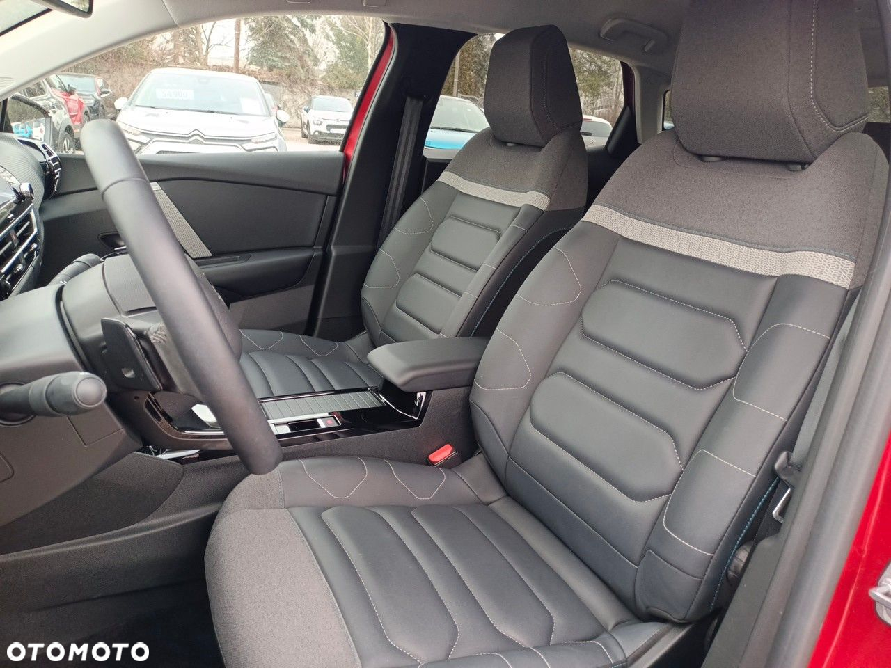 Citroën C4 1.2 PureTech Max S&S EAT8 - 9