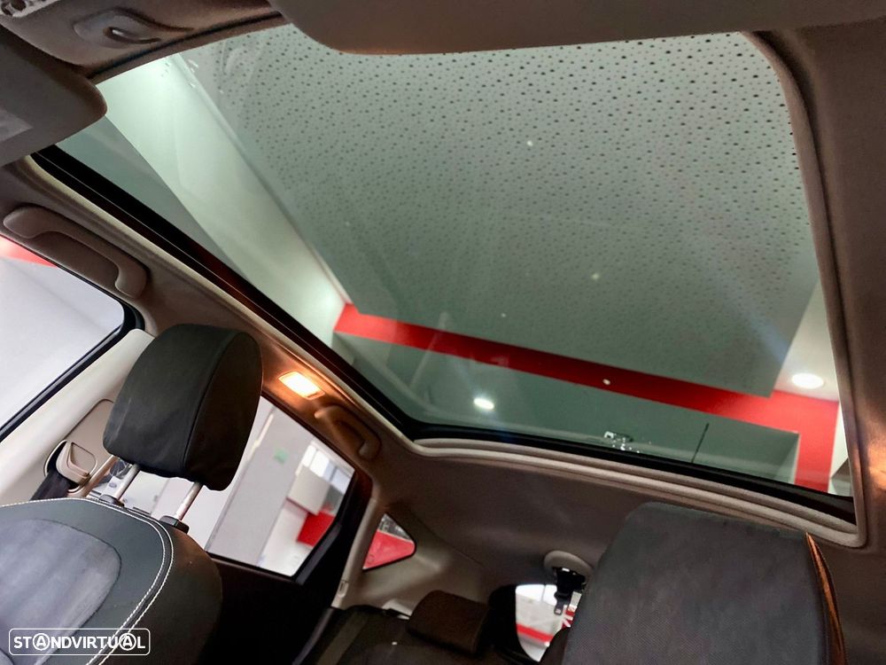 Nissan Qashqai 1.5 dCi Tekna Premium 18 - 15