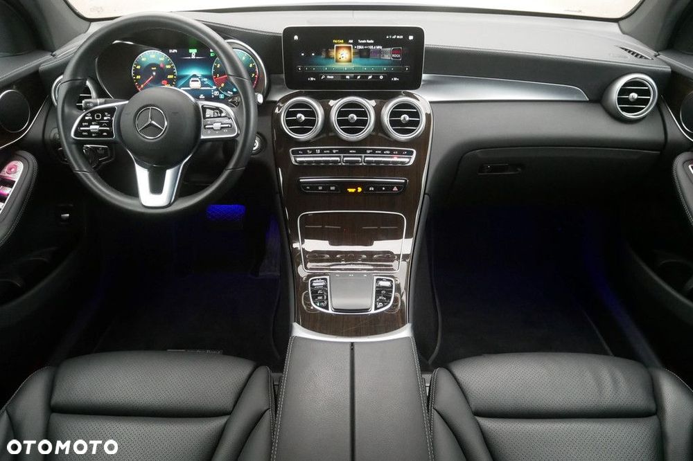 Mercedes-Benz GLC - 8
