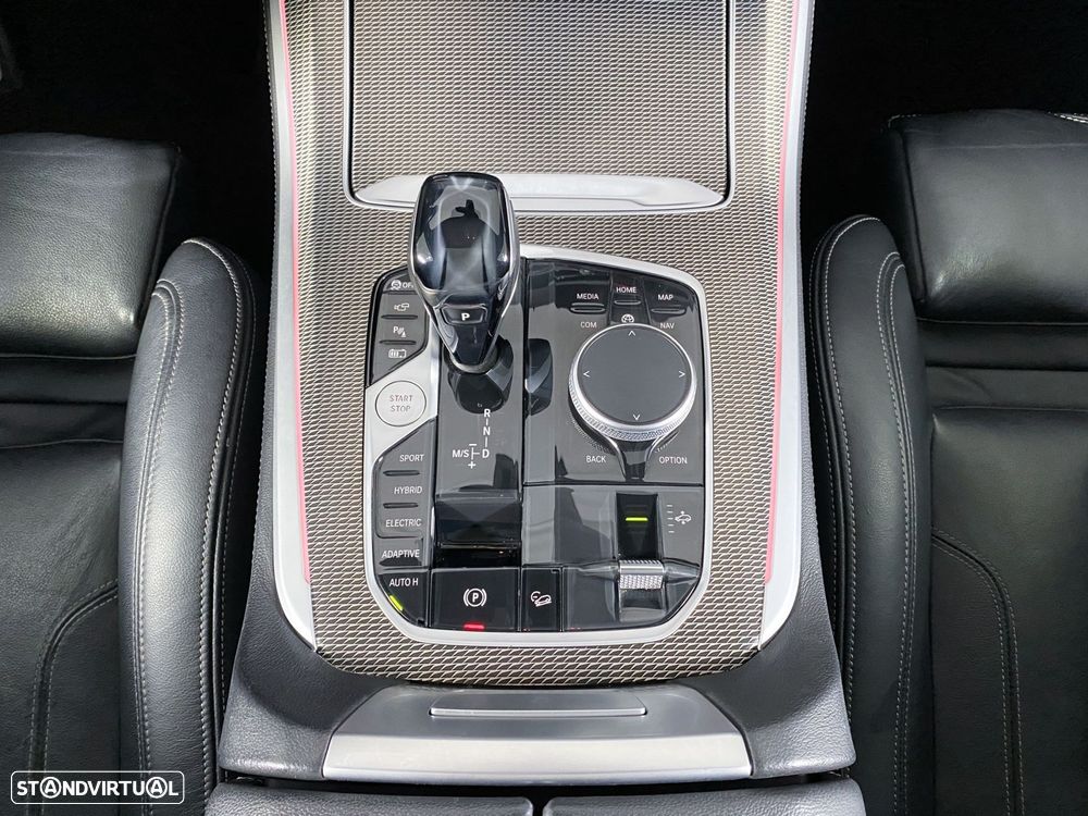 BMW X5 45 e xDrive Pack M - 18