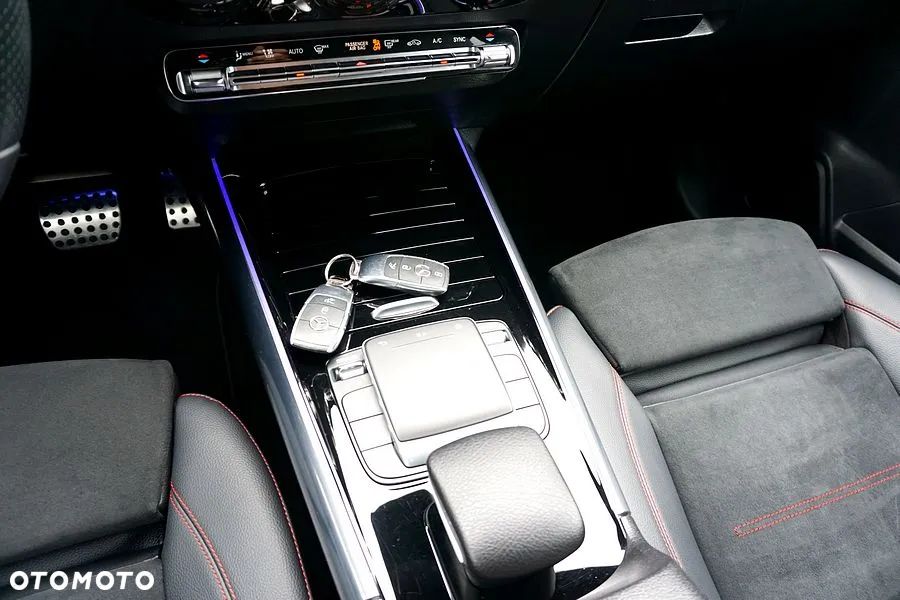 Mercedes-Benz Klasa B 180 7G-DCT AMG Line Advanced Plus - 34