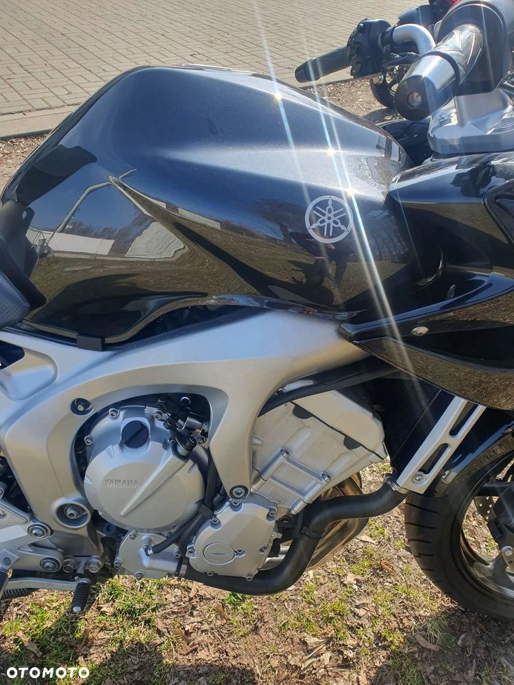 Yamaha FZ6 - 5