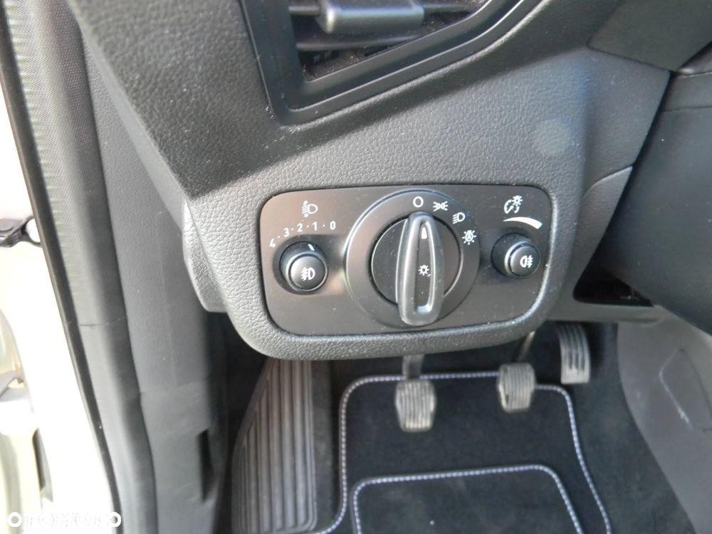 Opel Crossland X - 23