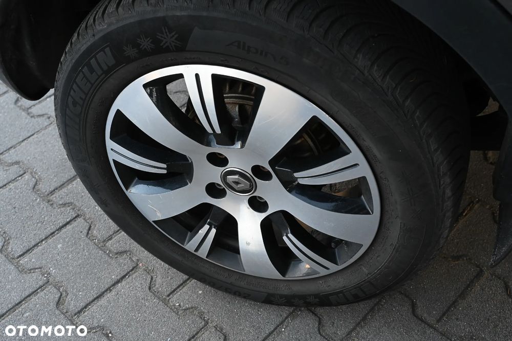 Renault Captur - 32
