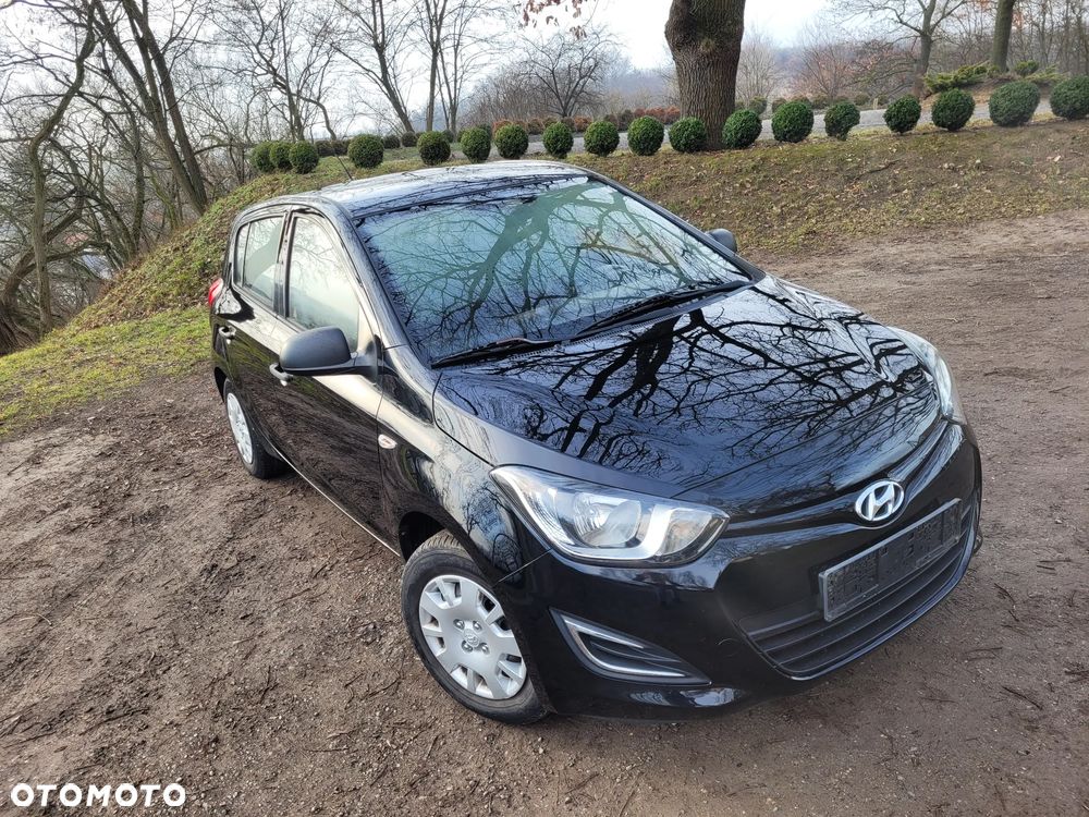 Hyundai i20 1.2 Fifa World Cup Edition - 30