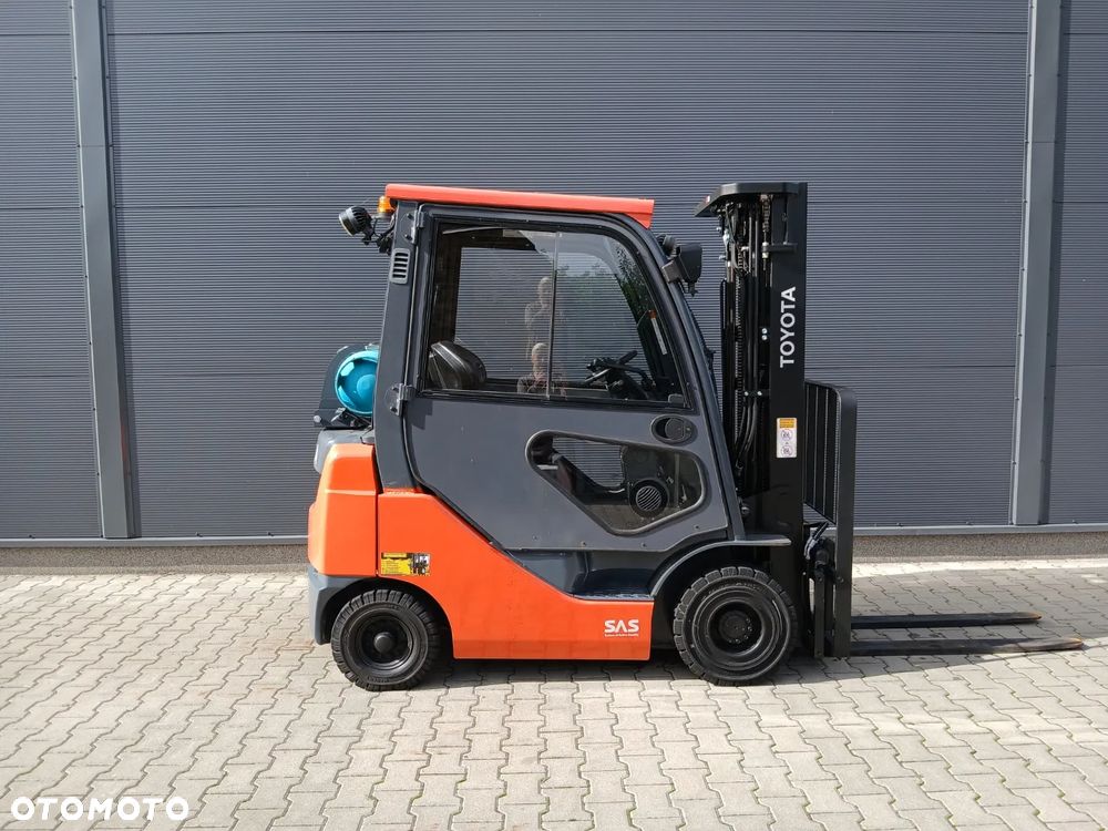 Toyota 02-8FGF18 - 2