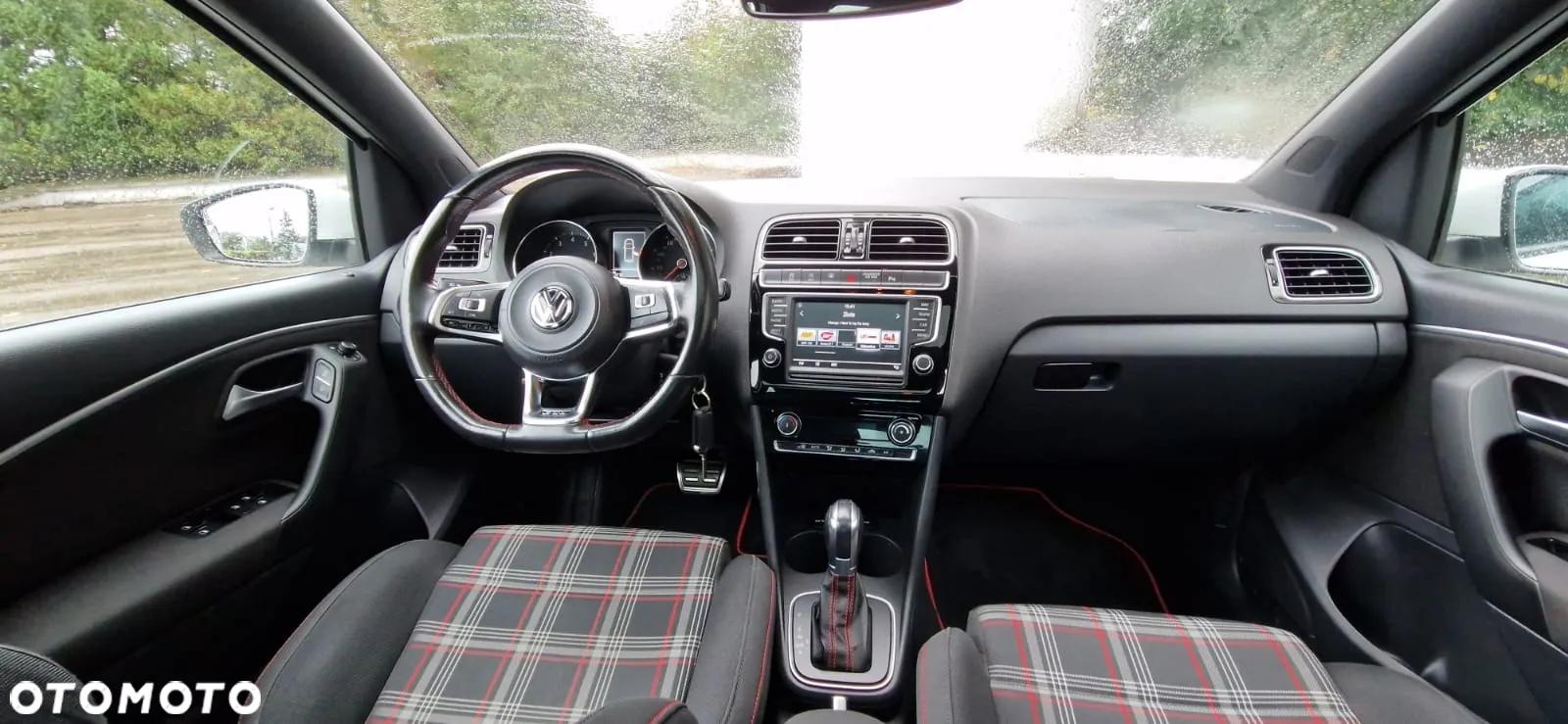 Volkswagen Polo 1.8 TSI (Blue Motion Technology) DSG GTI - 4