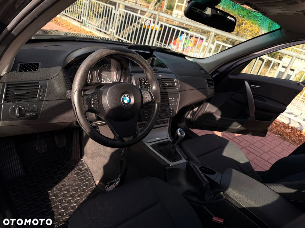 BMW X3 2.0d - 25