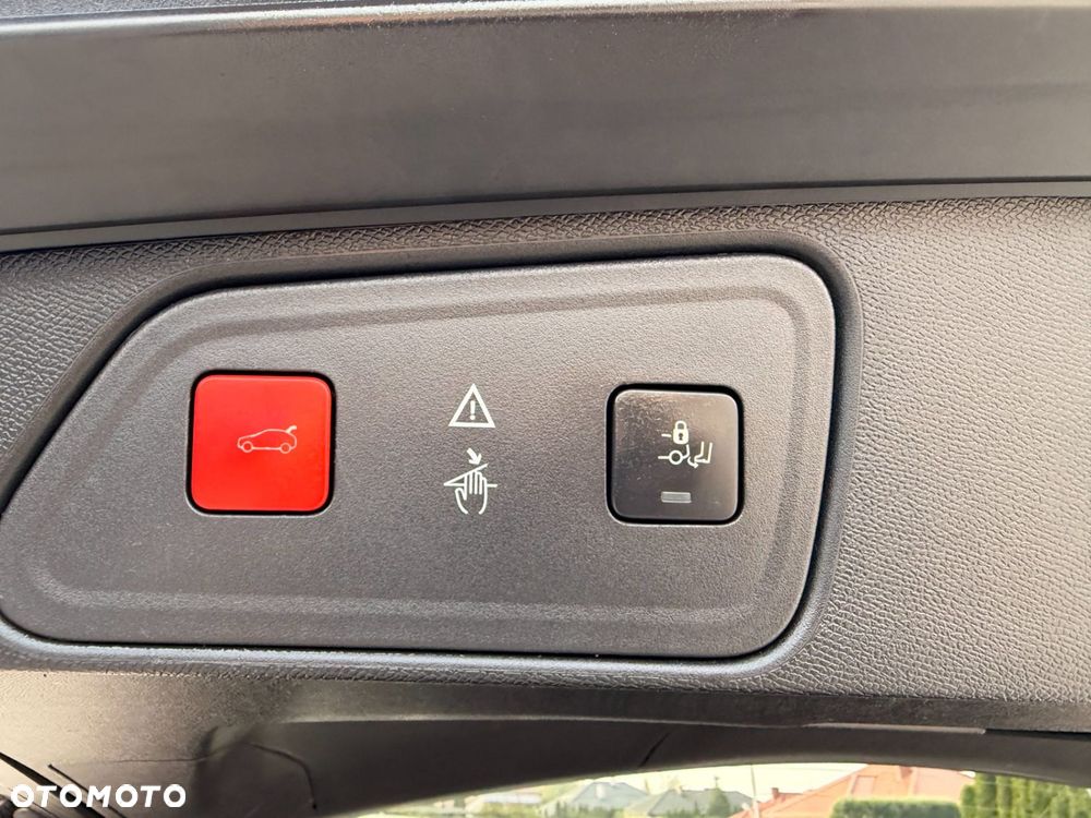 Peugeot 3008 1.2 PureTech Allure S&S - 15