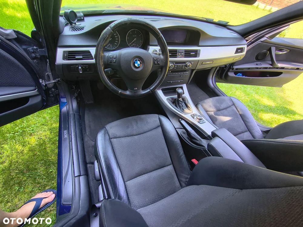 BMW Seria 3 320d - 12