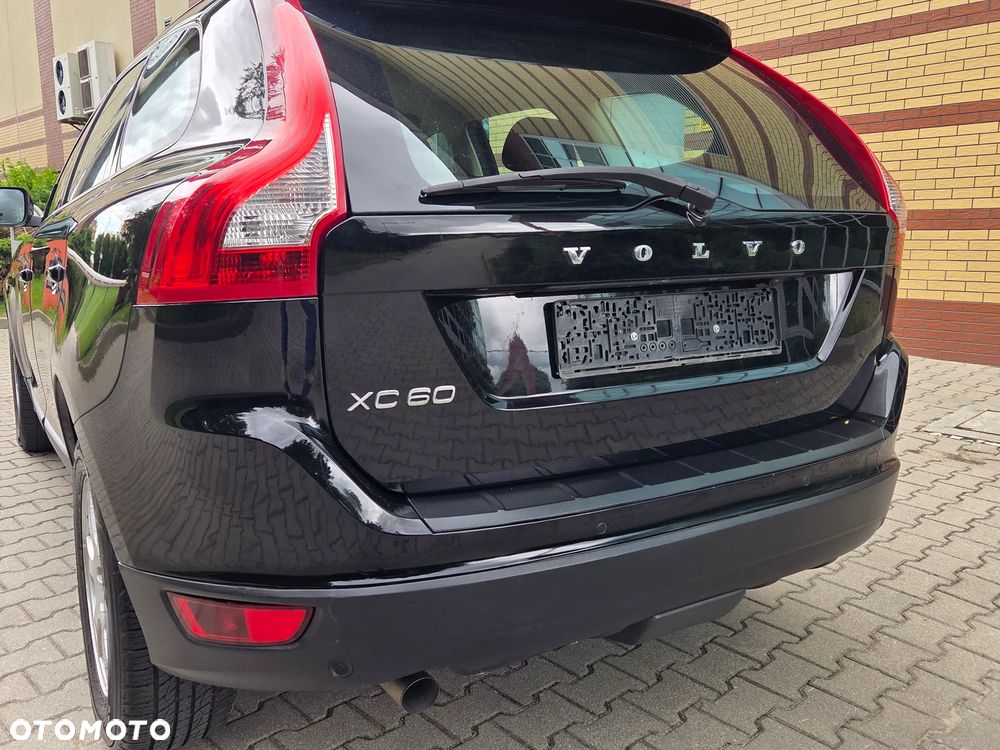 Volvo XC 60 D4 Geartronic Momentum - 14