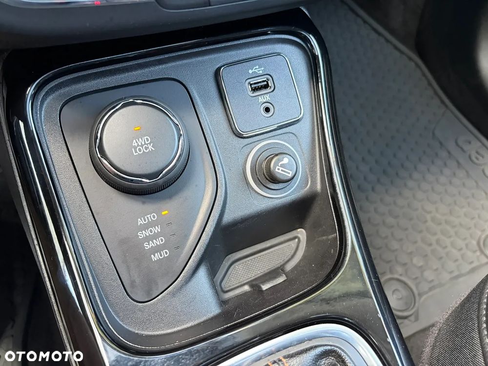 Jeep Compass 2.0 MultiJet Active Drive Automatik Limited - 21