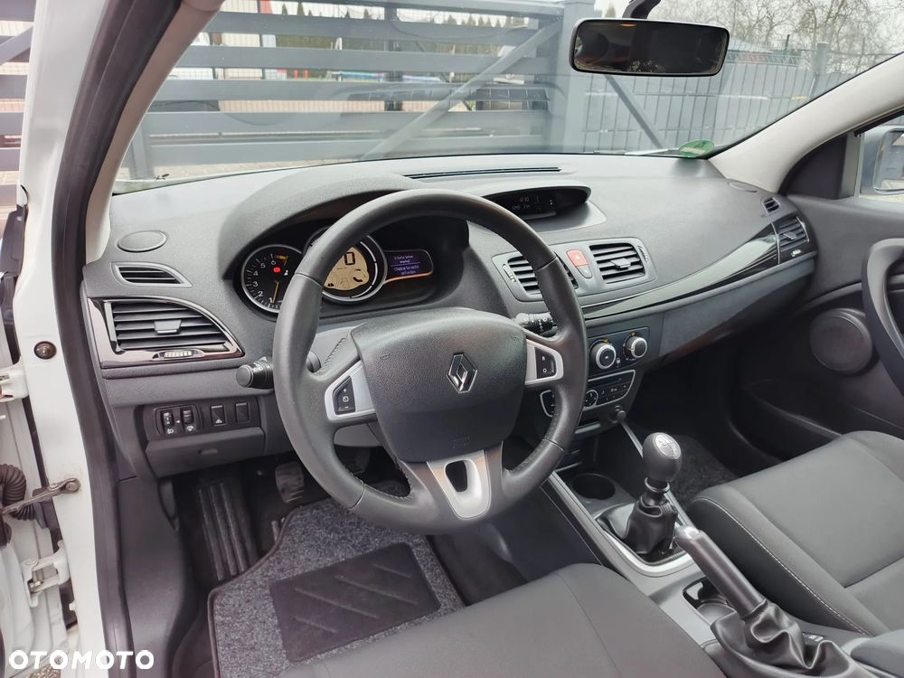 Renault Megane 1.6 16V Sport Way - 5