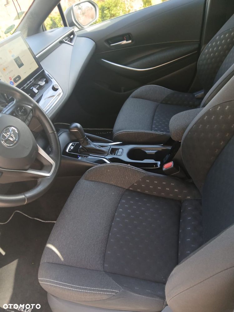 Toyota Corolla 2.0 Hybrid Comfort - 8