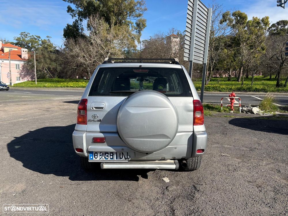 Toyota RAV4 2.0 D-4D TA - 6