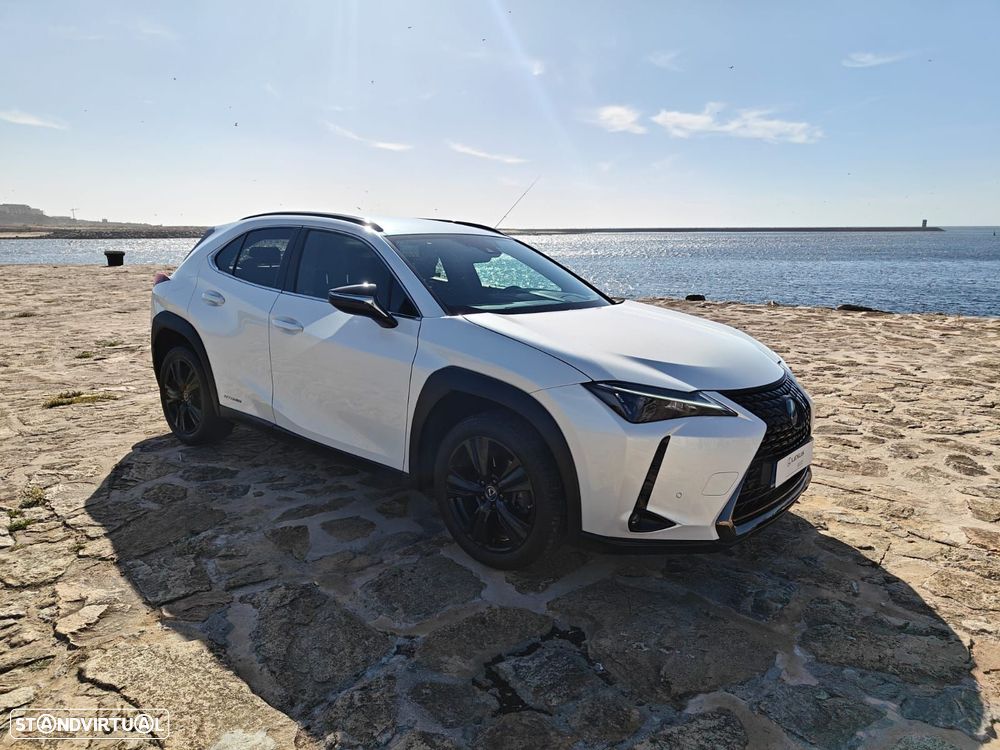 Lexus UX 250h Special Edition (LCA) - 8