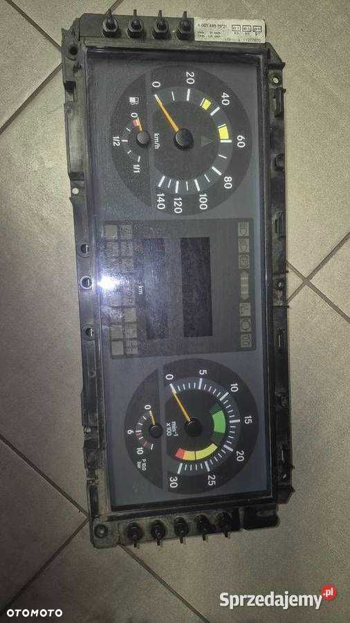 Licznik Mercedes Atego Axor - 1