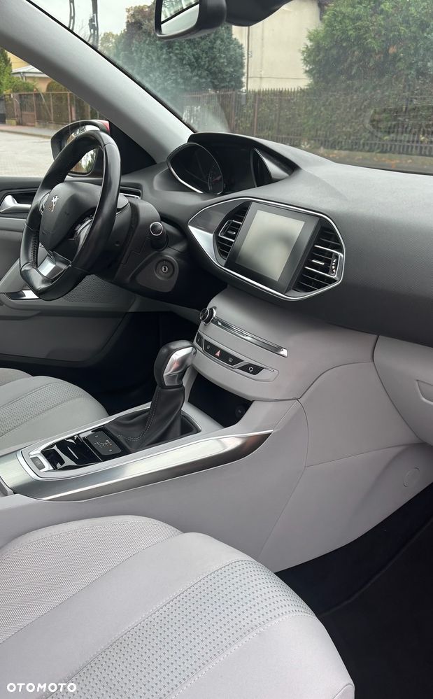 Peugeot 308 BlueHDi 150 EAT6 Stop & Start Allure - 20