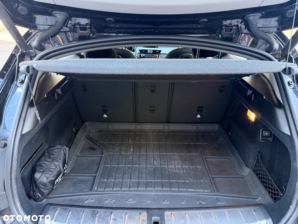 BMW X2 sDrive18i Advantage - 20