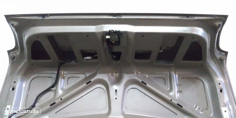Tampa Da Mala Nissan Sunny Iii (N14) - 6