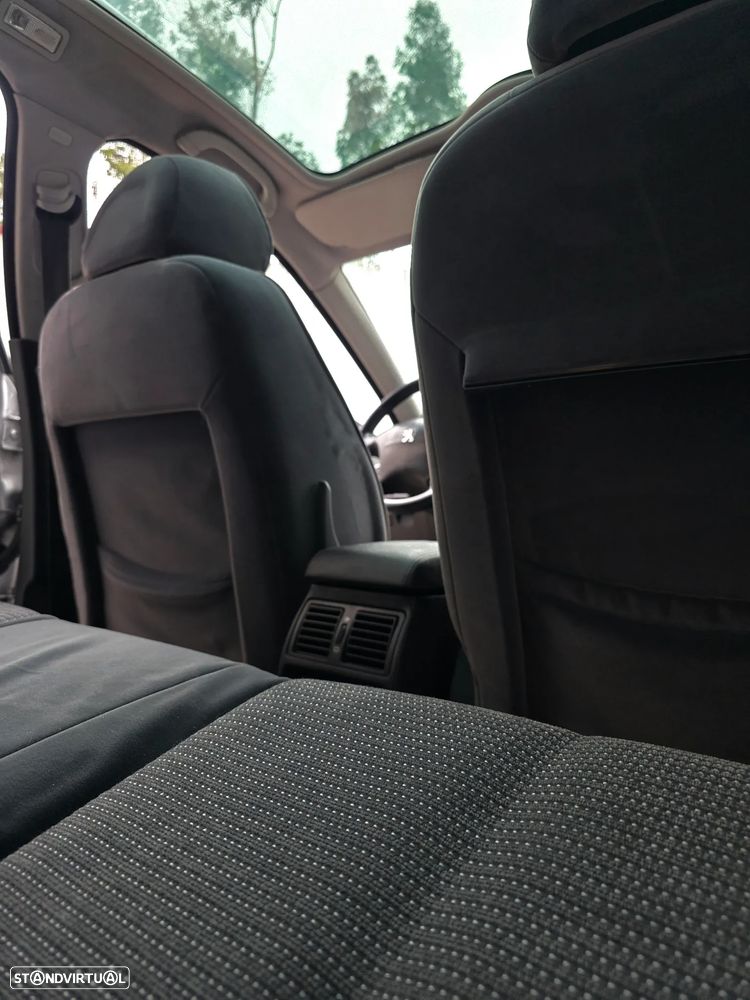 Peugeot 407 SW 1.6 HDi Executive - 57
