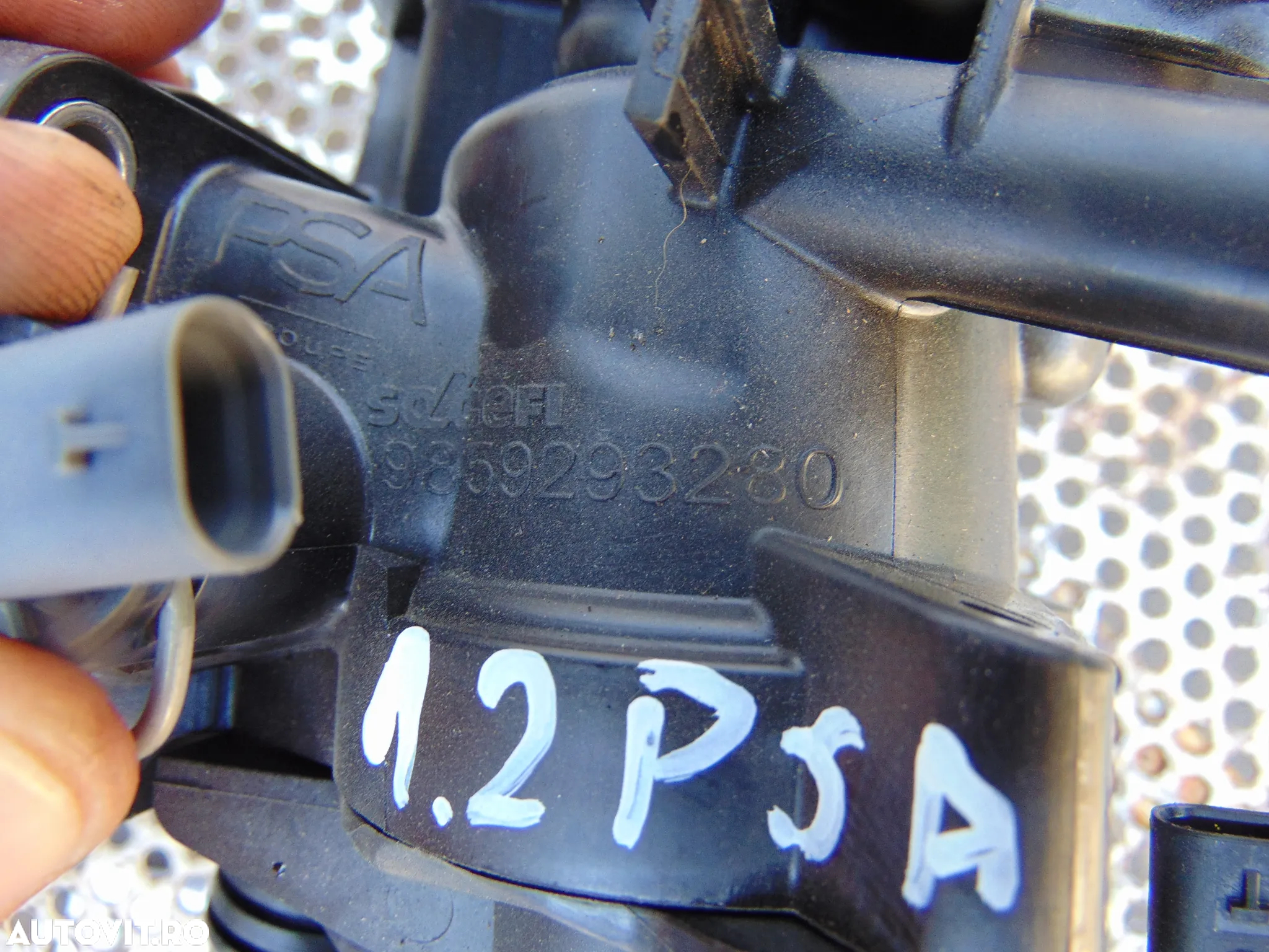 Carcasa termostat Peugeot 1.2 Opel Mokka Citroen cod 9859293280 c3 c4 c5 ds3 208 2008 308 3008 508 corsa f fiat 600 - 5