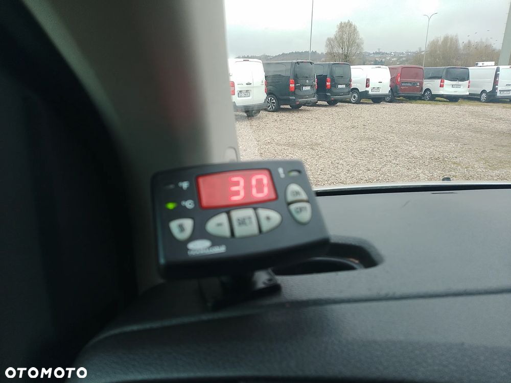 Fiat Scudo Proace Vivaro Expert Jumpy L2 L3 Maxi Izoterma Chłodnia Mroźnia minus 20 na stoku 220V 3os 2Eupal - 15