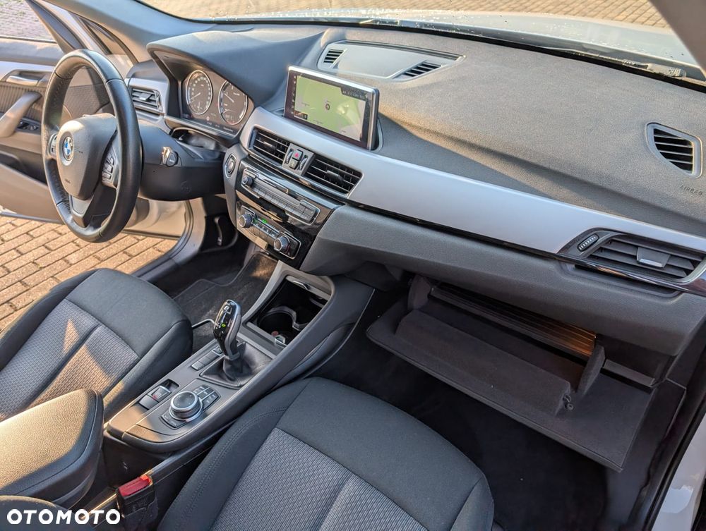 BMW X1 sDrive18d Advantage - 31