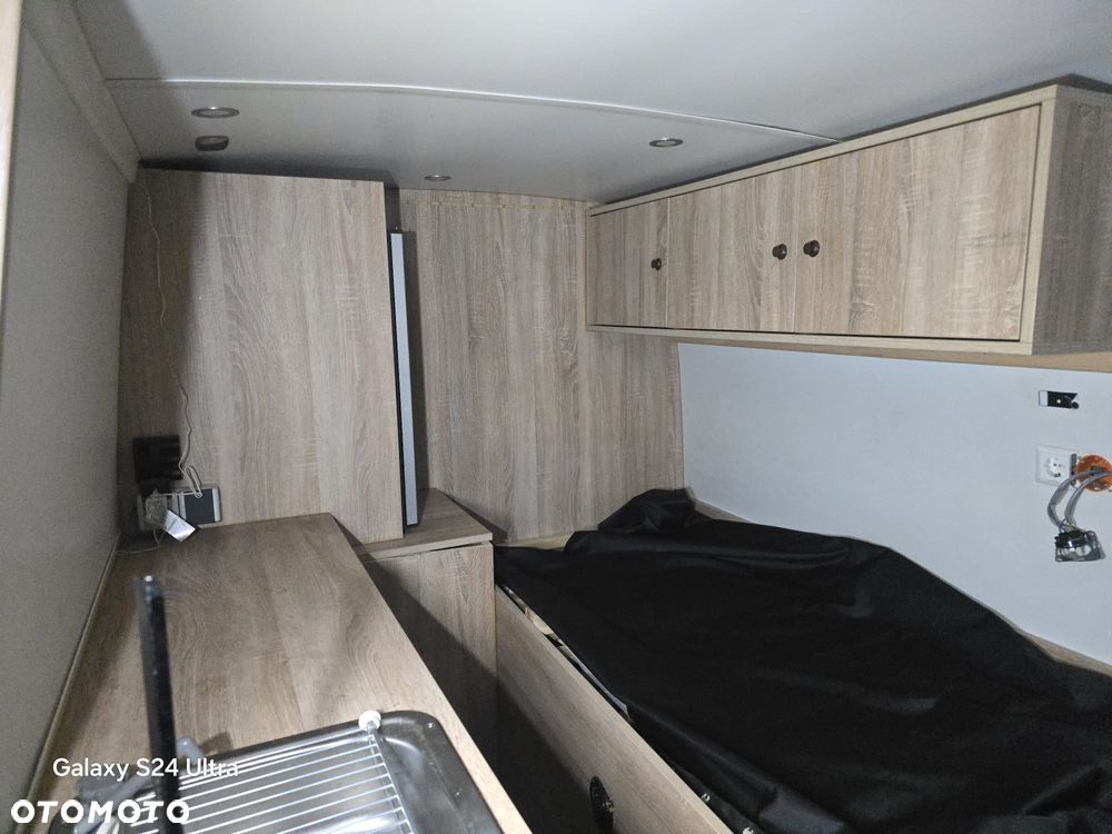 Mercedes-Benz Sprinter - 15